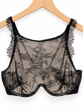 NWT Victoria’s Secret Black Sheer Floral Lace Underwire Bra 34D High Apex